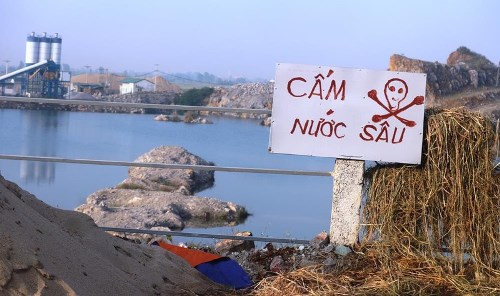 Học sinh đuối nước dưới hồ Lèn Chùa: Doanh nghiệp nào ''quên'' hoàn thổ?